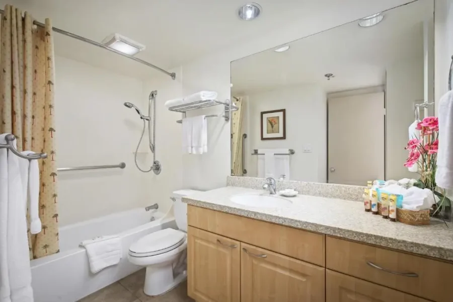 Aston Waikiki Sunset 4 Stars Hotel: Unwind in Paradise