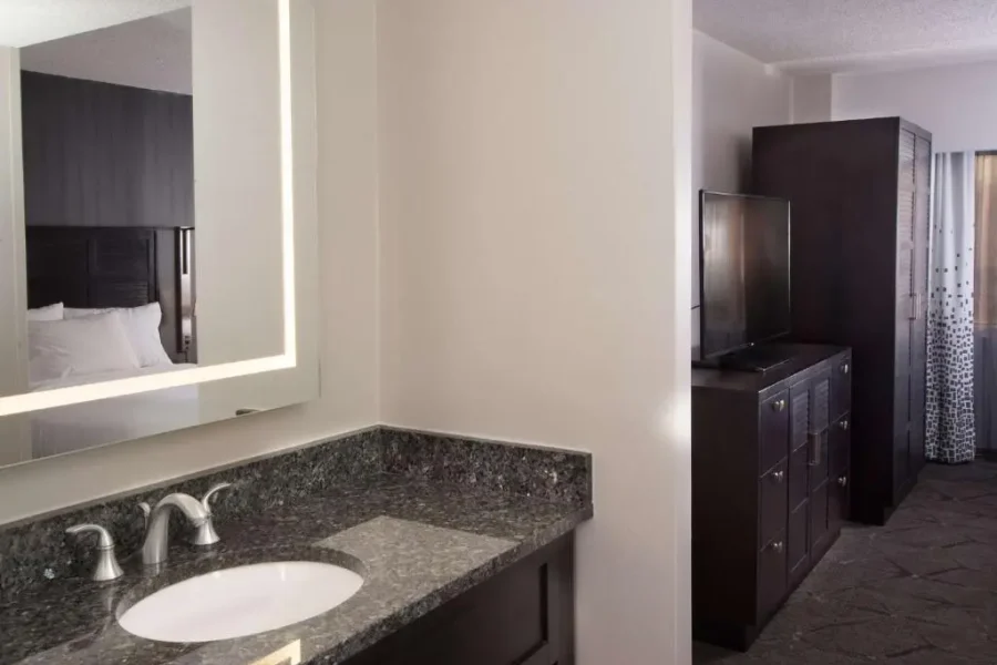 Embassy Suites Raleigh – Crabtree: Your Home Away from Home in North Carolina