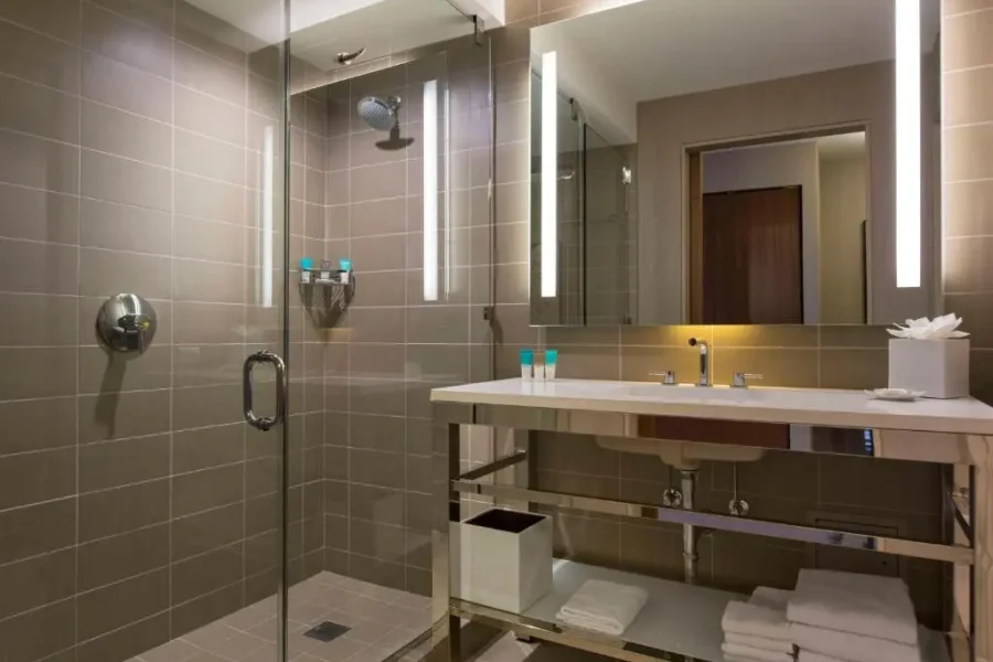 Experience Luxury at Hyatt Regency McCormick Place: A Chicago Gem