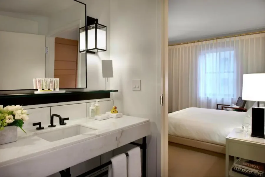 Experience Art and Luxury at 21c Museum Hotel Cincinnati