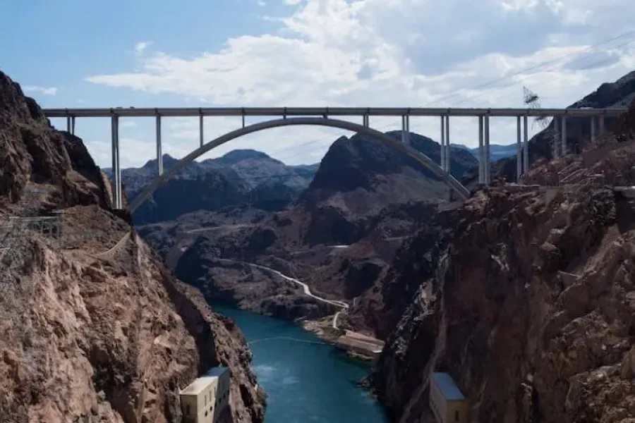Hoover Dam Highlights Bus Tour from Las Vegas