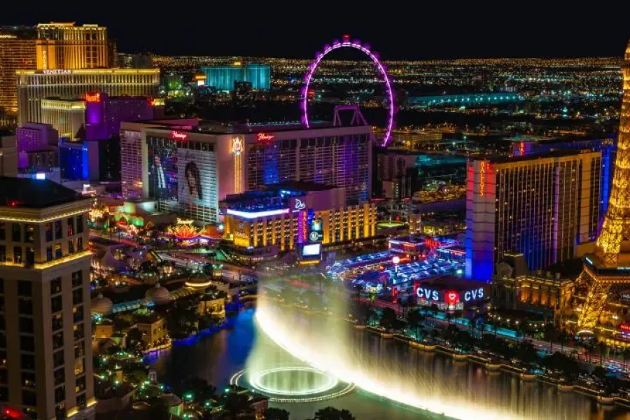 Explore America’s Natural Wonders: 8-Day Grand Circle National Parks Tour